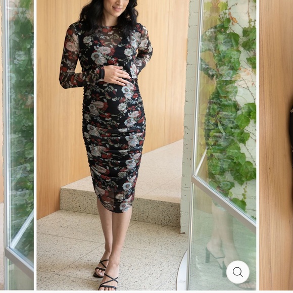 WILD BLOOM MATERNITY & NURSING DRESS. Ripe Maternity. Size XL. - Picture 3 of 8